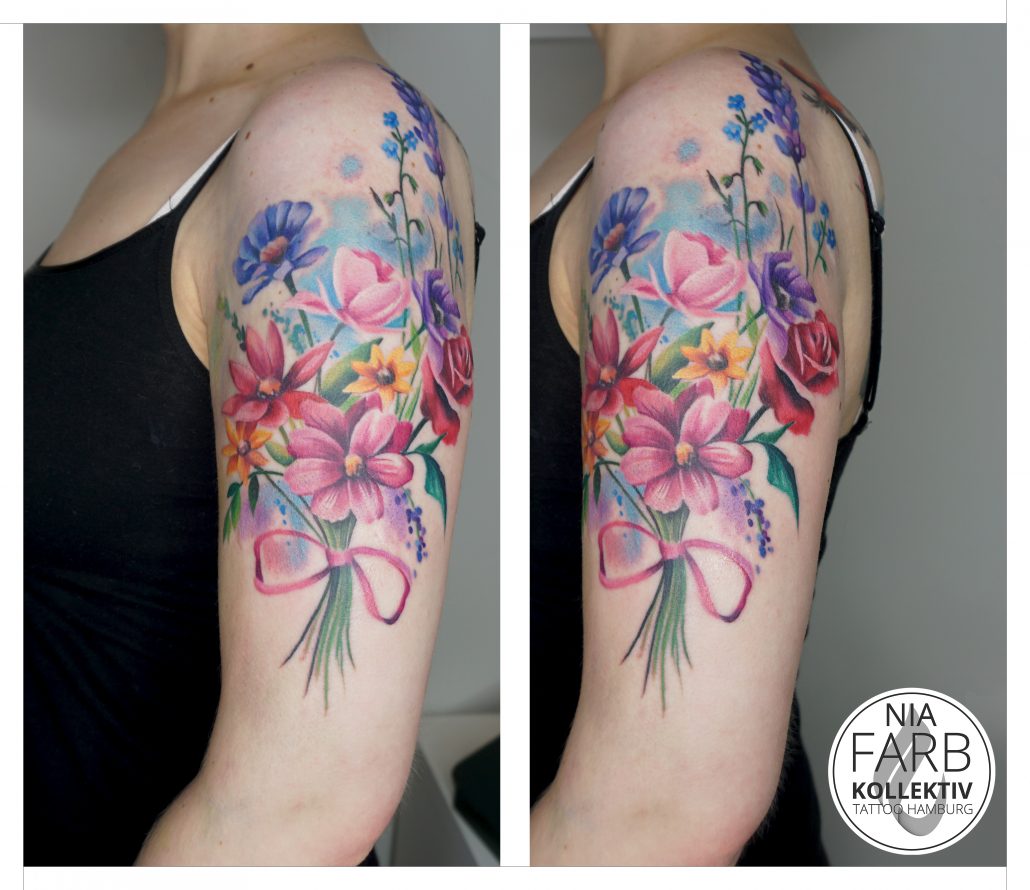 blumenstrauß mit logo FarbKollektiv Tattoo Hamburg